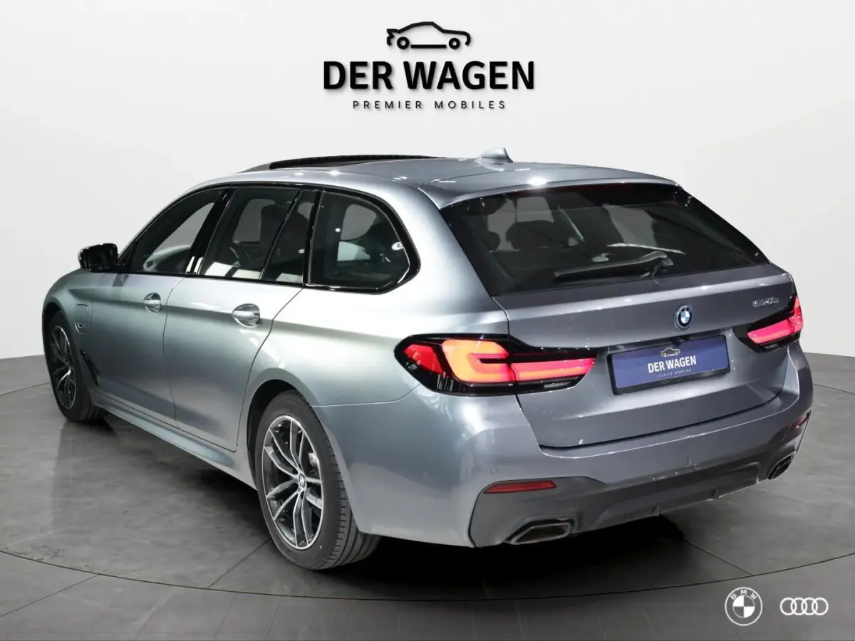 530E M SPORT / PANODAK / LEDER / STOELVW / CARPLAY / 18"