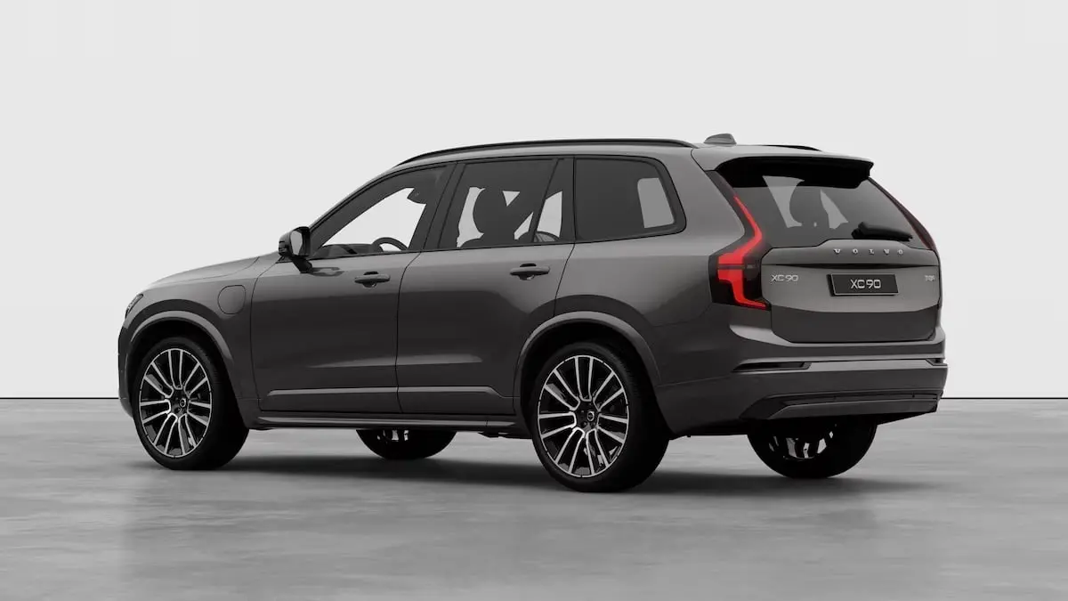 2.0 T8 Plug-in hybrid AWD Ultra Dark Executive Edition | 22" 7-dubbelspaaks Glossy Black Diamond Cut | Actieve luchtvering met FOUR-C | Bowers & Wilkins audiosysteem | Massagefunctie voorsto