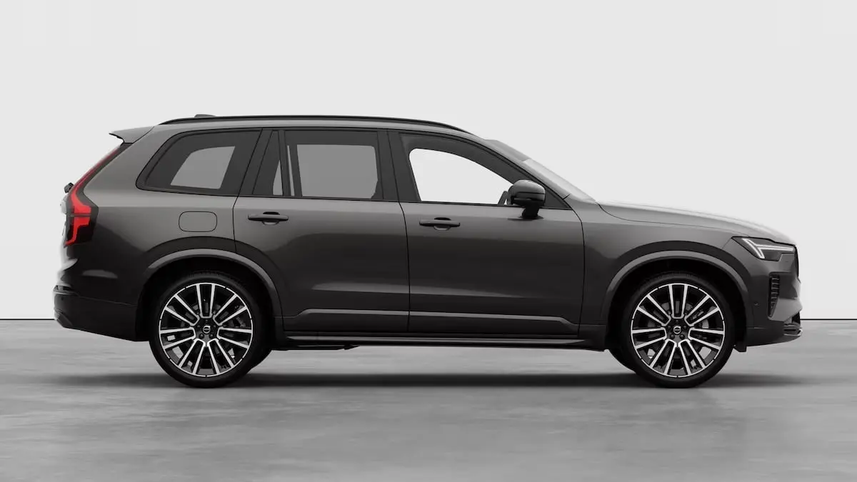 2.0 T8 Plug-in hybrid AWD Ultra Dark Executive Edition | 22" 7-dubbelspaaks Glossy Black Diamond Cut | Actieve luchtvering met FOUR-C | Bowers & Wilkins audiosysteem | Massagefunctie voorsto