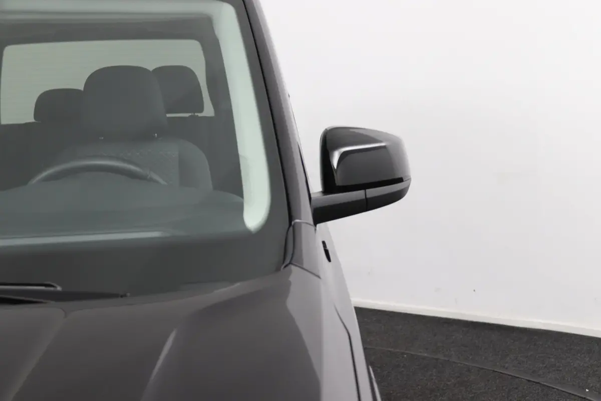 1.5 PHEV Titanium 7 Persoons | 7-Persoons | Camera | Dubbele Schuifdeur | Adaptive Cruise | BLIS | Navigatie | Stoel/Stuurverwarming