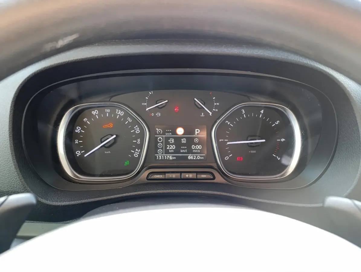231L 2.0 BlueHDI 180 Premium Pack | Navigatie | Automaat