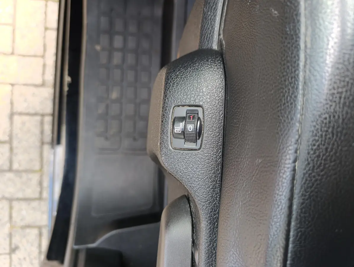 231L 2.0 BlueHDI 180 Premium Pack | Navigatie | Automaat