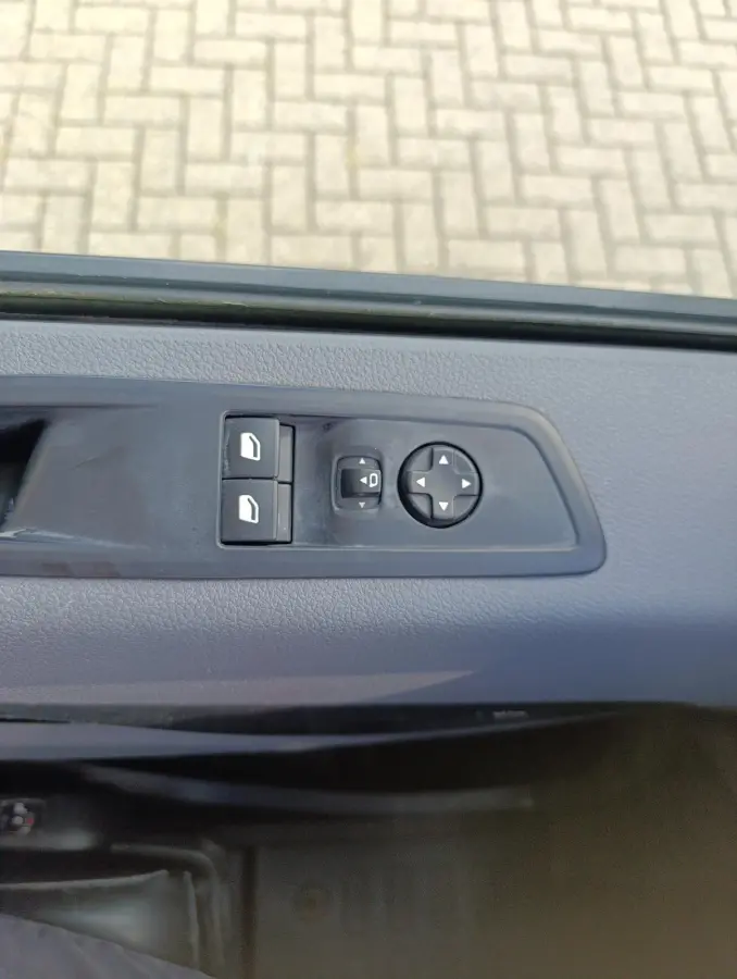 231L 2.0 BlueHDI 180 Premium Pack | Navigatie | Automaat