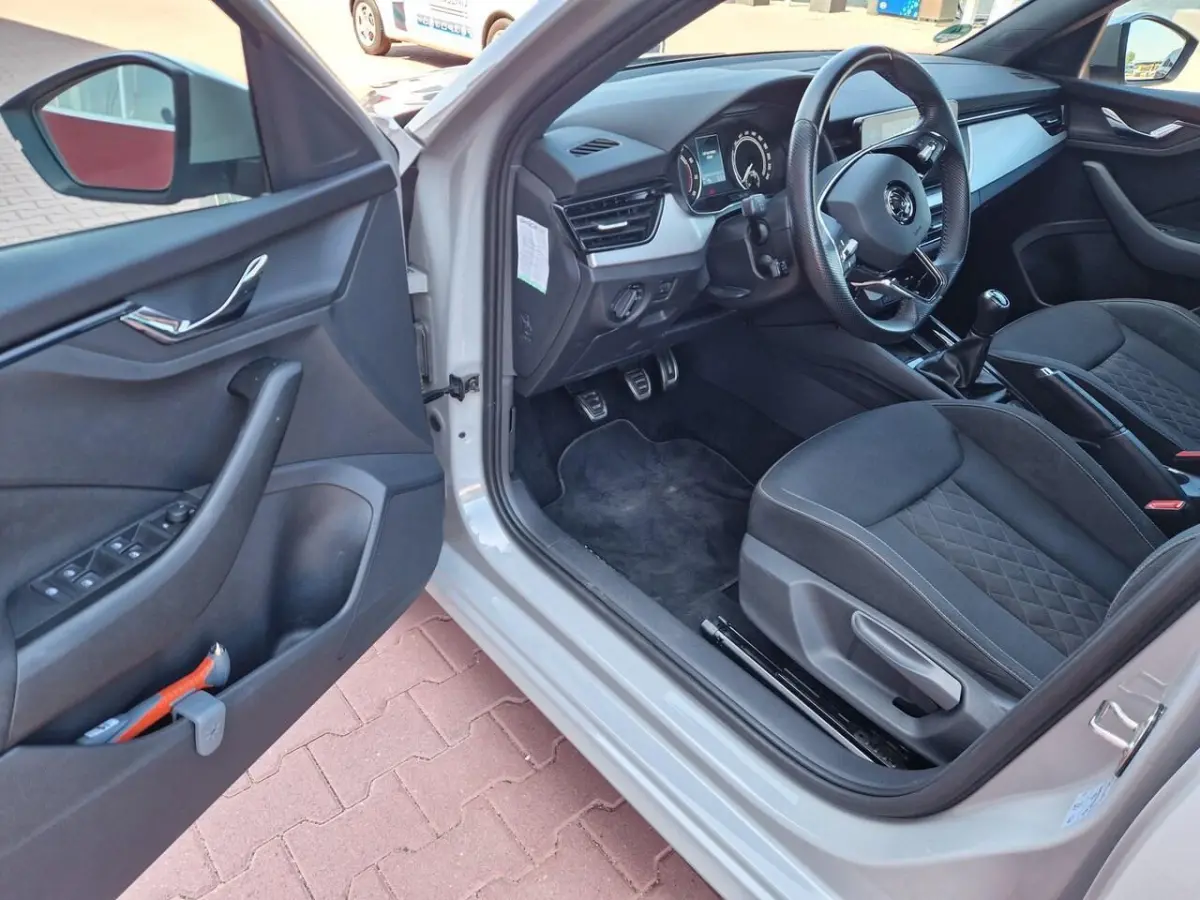 1.0 TSI Sport Business 12 MND BOVAG GAR | ECC | ACC | CARPLAY | NAVI | PDC | STOELVERW