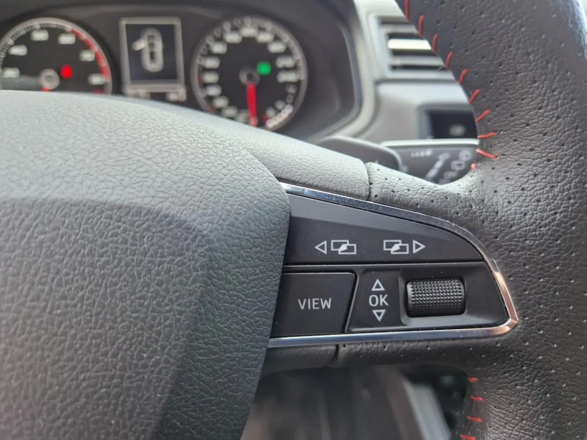 1.0 TSI FR Business Intense 12MND BOVAG GAR|ACC|CLIMA|CARPLAY|CAMERA|KEYLESS|LMV 16"|NAVI|APPLE CARPLAY