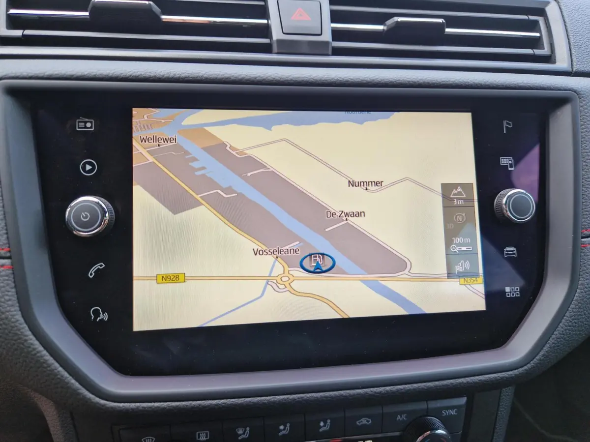 1.0 TSI FR Business Intense 12MND BOVAG GAR|ACC|CLIMA|CARPLAY|CAMERA|KEYLESS|LMV 16"|NAVI|APPLE CARPLAY