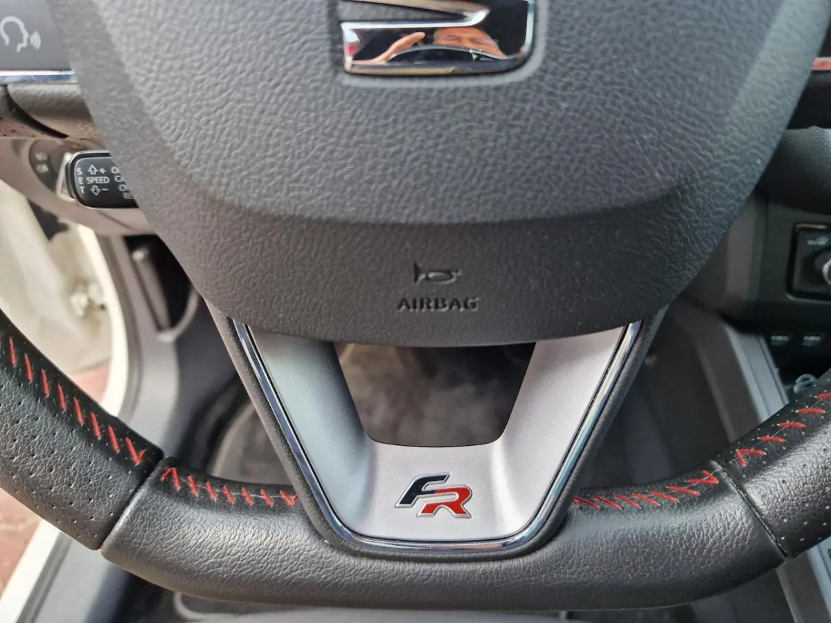 1.0 TSI FR Business Intense 12MND BOVAG GAR|ACC|CLIMA|CARPLAY|CAMERA|KEYLESS|LMV 16"|NAVI|APPLE CARPLAY