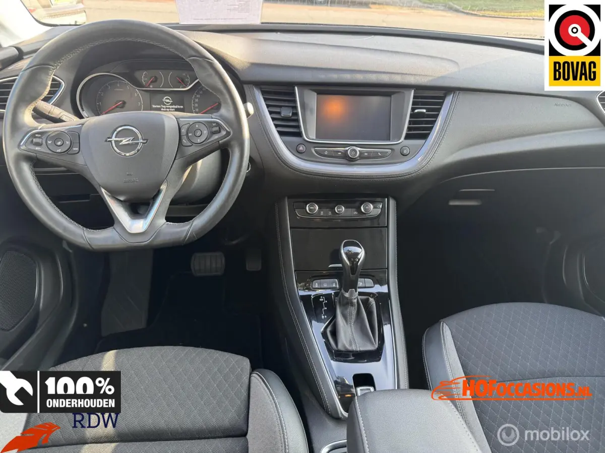 1.6 Turbo Ultimate AUTOMAAT/LEDER/CARPLAY
