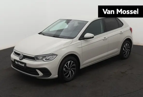 1.0 TSI Life Edition 95 PK | Keyless access | Apple Carplay draadloos | Camera | Navigatie | 15" Lichtmetalen velgen | LED Koplampen | Android Auto draadloos | Parkeersensoren | Adaptive cru