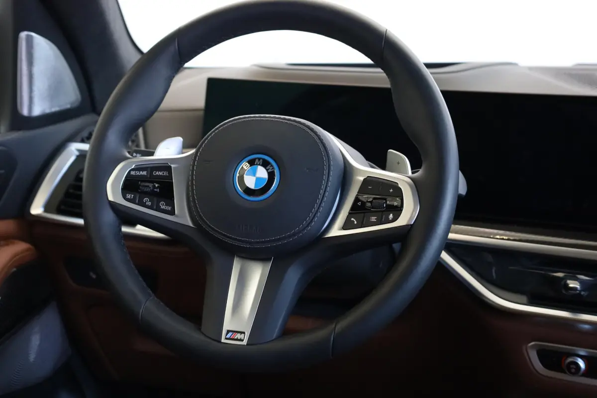 xDrive50e | M Sportpakket Pro | Panorama Dak | SOH = 100% | Bowers & Wilkens Sound Systeem | Trekhaak