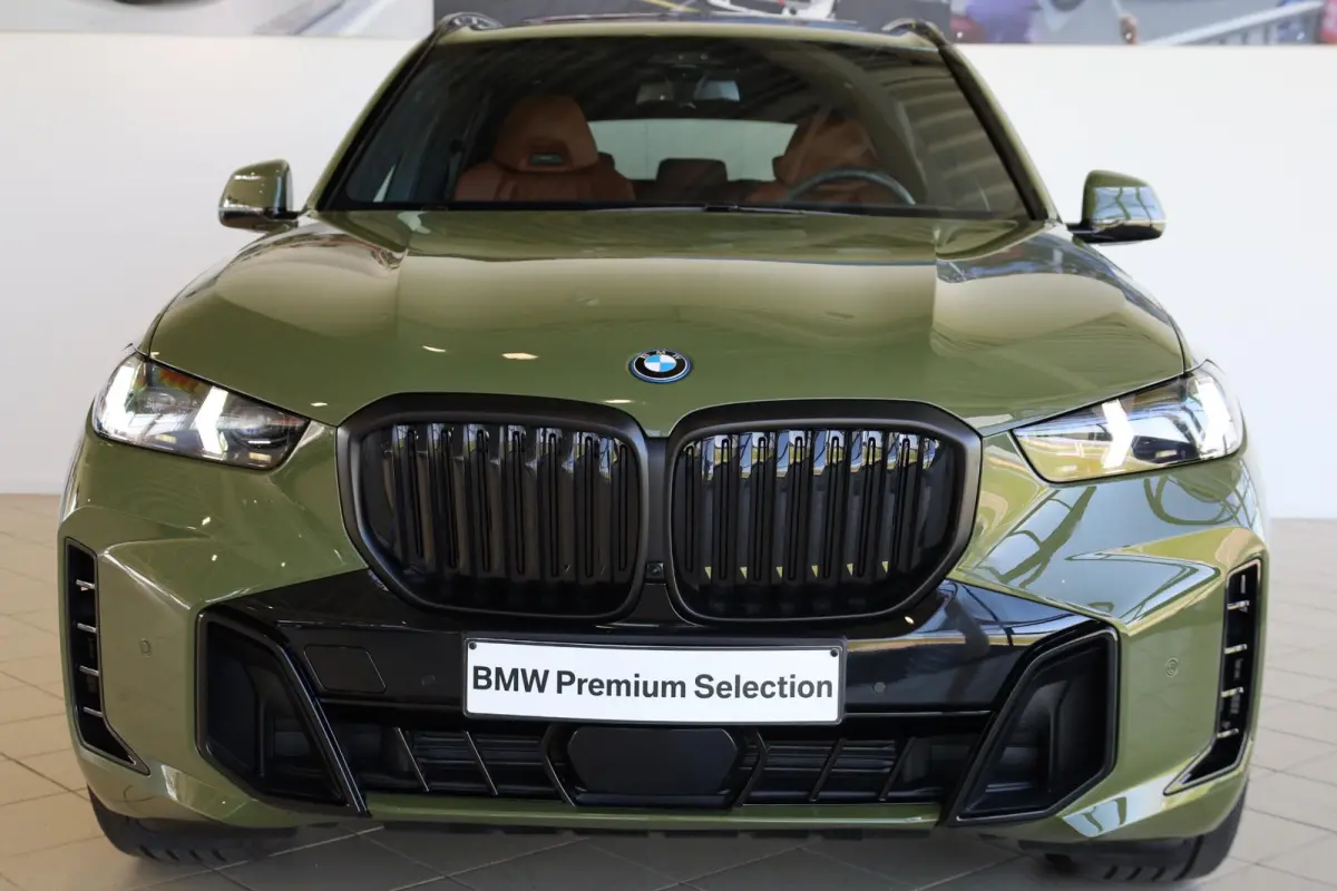 xDrive50e | M Sportpakket Pro | Panorama Dak | SOH = 100% | Bowers & Wilkens Sound Systeem | Trekhaak