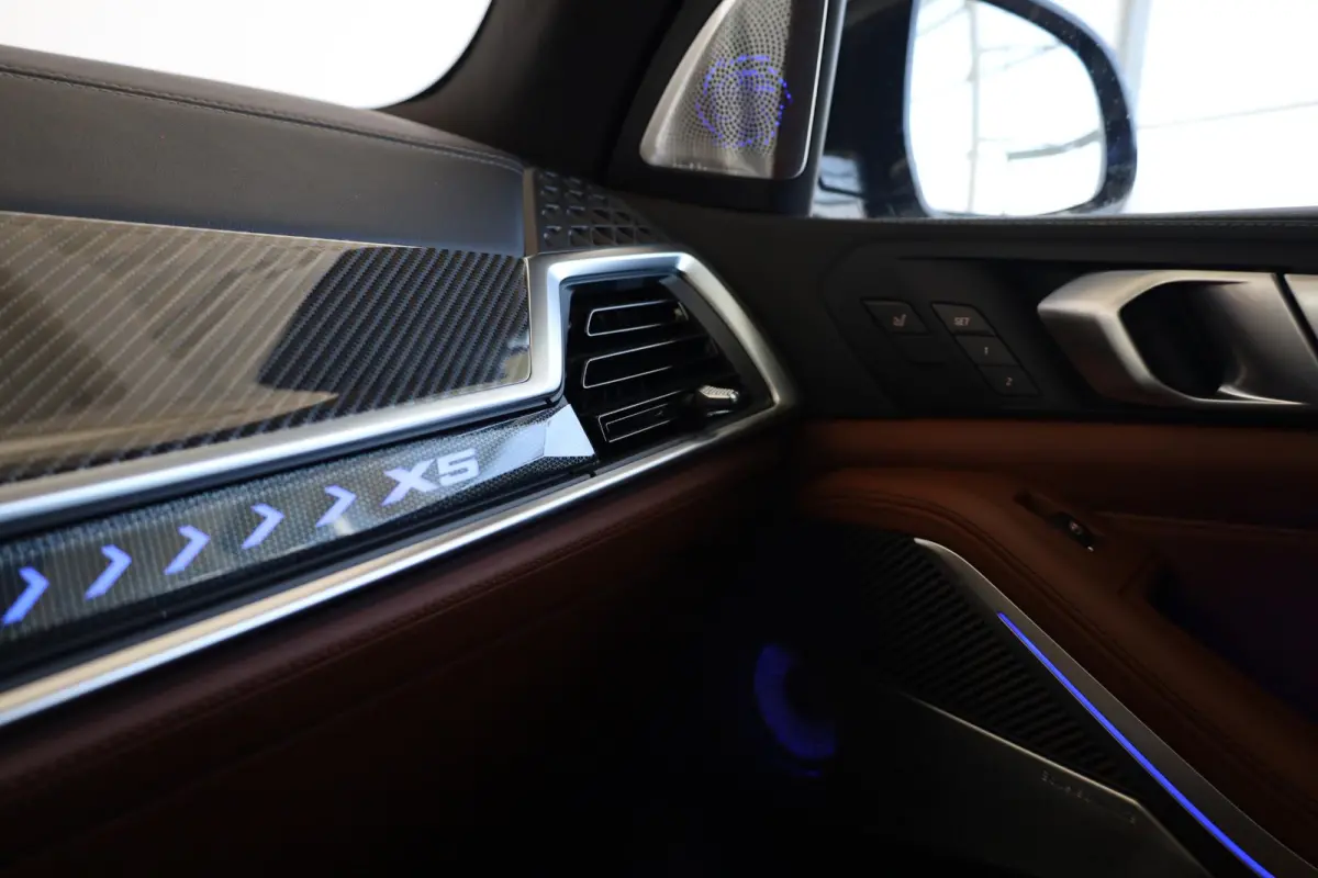 xDrive50e | M Sportpakket Pro | Panorama Dak | SOH = 100% | Bowers & Wilkens Sound Systeem | Trekhaak