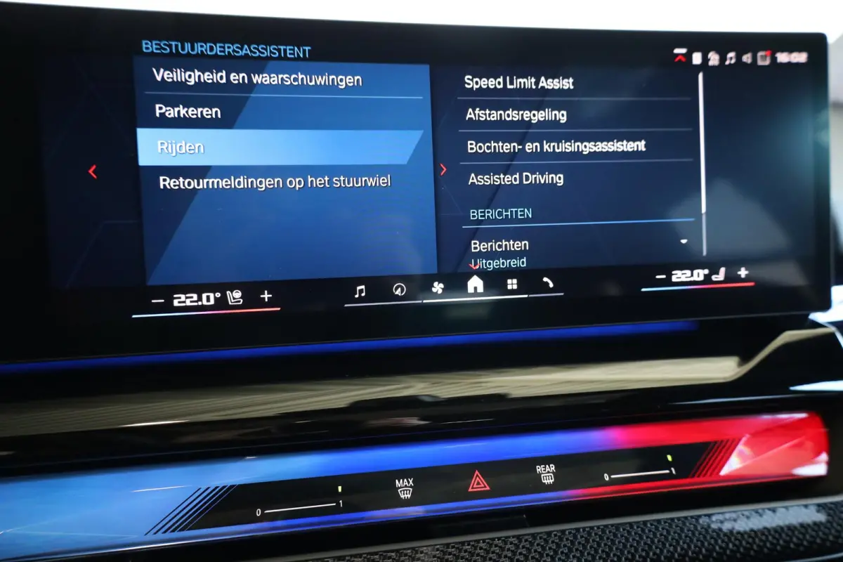 Touring Bowers & Wilkins | Panoramadak | SOH = 100% | Driving Assistant Professional | Comfort Pack