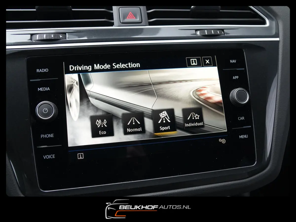 1.5 TSI ACT Business R-Line Carplay Navi