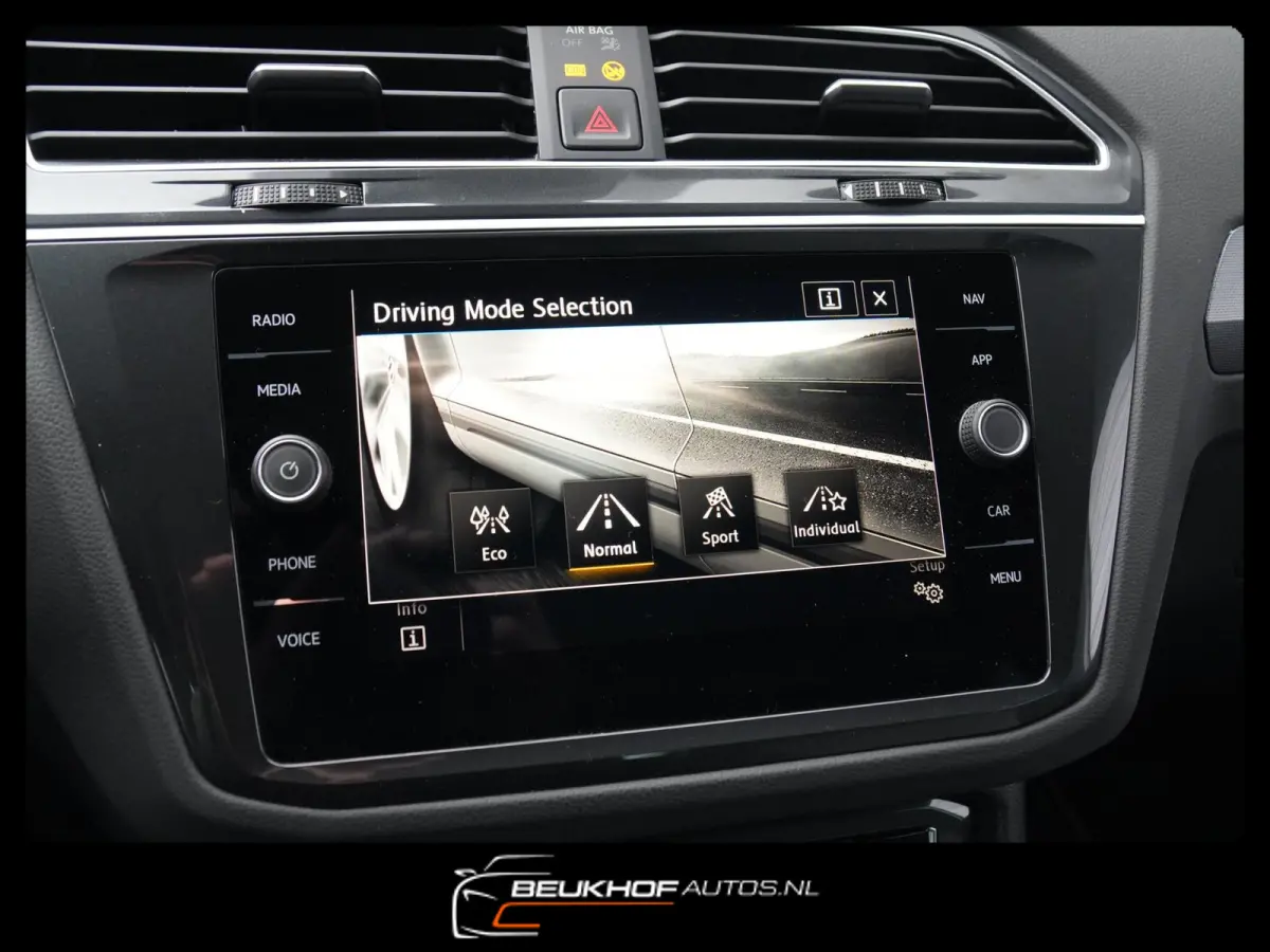 1.5 TSI ACT Business R-Line Carplay Navi