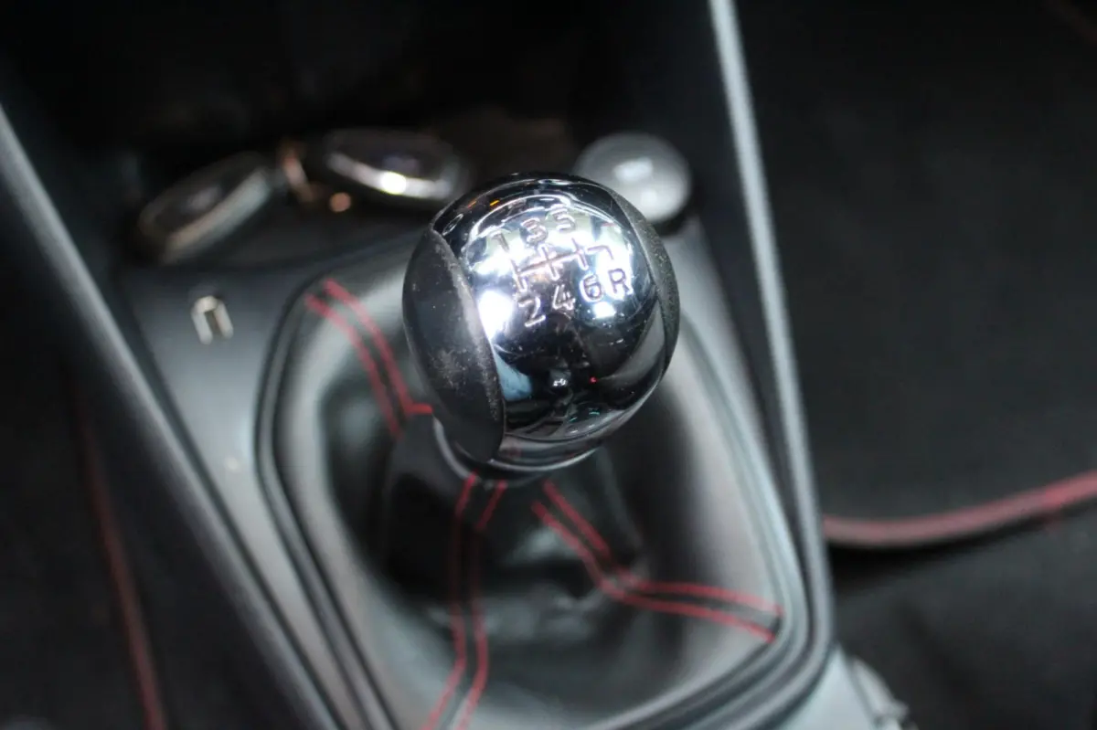 1.0 EcoBoost ST-Line 95PK | Navigatie | Climate Control | Parkeersensoren | Cruise Control