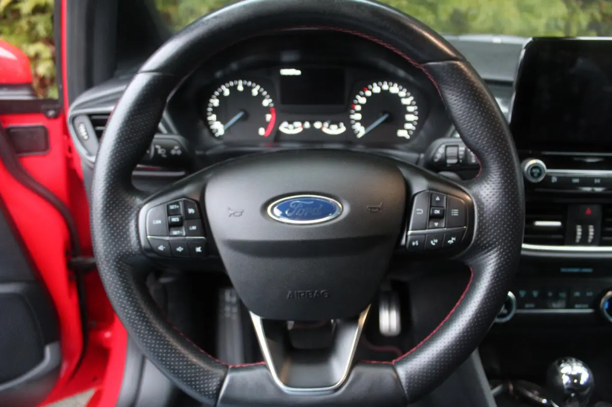 1.0 EcoBoost ST-Line 95PK | Navigatie | Climate Control | Parkeersensoren | Cruise Control