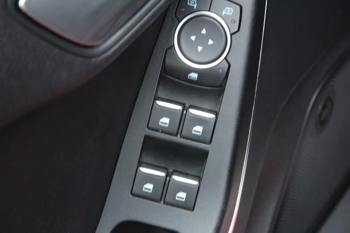 1.0 EcoBoost ST-Line 95PK | Navigatie | Climate Control | Parkeersensoren | Cruise Control