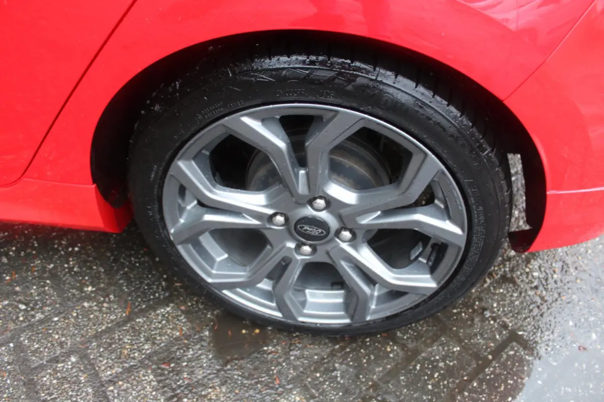 1.0 EcoBoost ST-Line 95PK | Navigatie | Climate Control | Parkeersensoren | Cruise Control