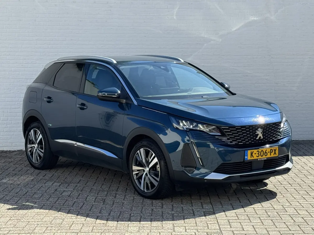 1.2 PureTech Premium Automaat Trekhaak Cruise Climate Digitaal Dashboard Led 360 Camera Carplay Riem is vervangen