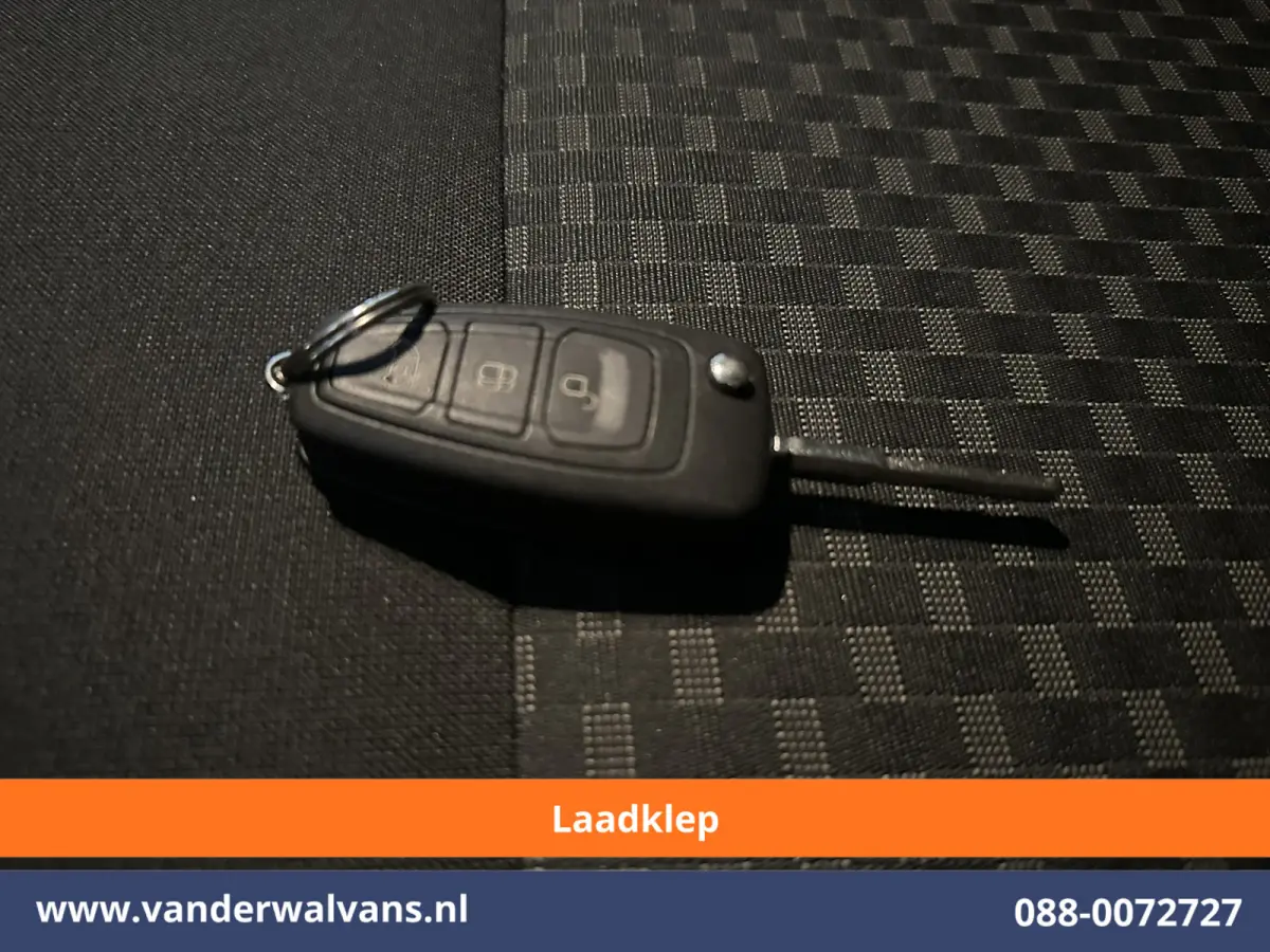 2.0 TDCI 155pk Bakwagen 226cm Hoog Laadklep Fabrieksgarantie Euro6 Airco | 1080kg laadvermogen | Camera | Cruisecontrol 1080kg laadvermogen, Verwarmde voorruit, Bijrijdersbank