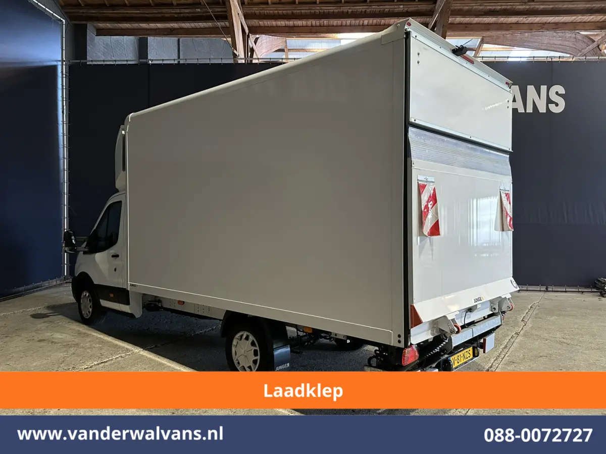 2.0 TDCI 155pk Bakwagen 226cm Hoog Laadklep Fabrieksgarantie Euro6 Airco | 1080kg laadvermogen | Camera | Cruisecontrol 1080kg laadvermogen, Verwarmde voorruit, Bijrijdersbank
