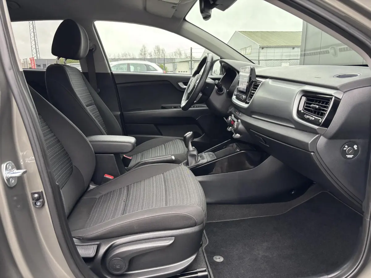 1.0 T-GDi DynamicPlusLine | AppleCarPlay/AndroidAuto | Cruise Control En Stuurhulp | Achteruitrijcamera | 17.273 km!!