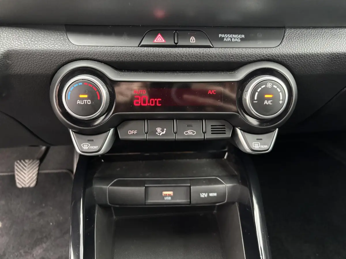 1.0 T-GDi DynamicPlusLine | AppleCarPlay/AndroidAuto | Cruise Control En Stuurhulp | Achteruitrijcamera | 17.273 km!!
