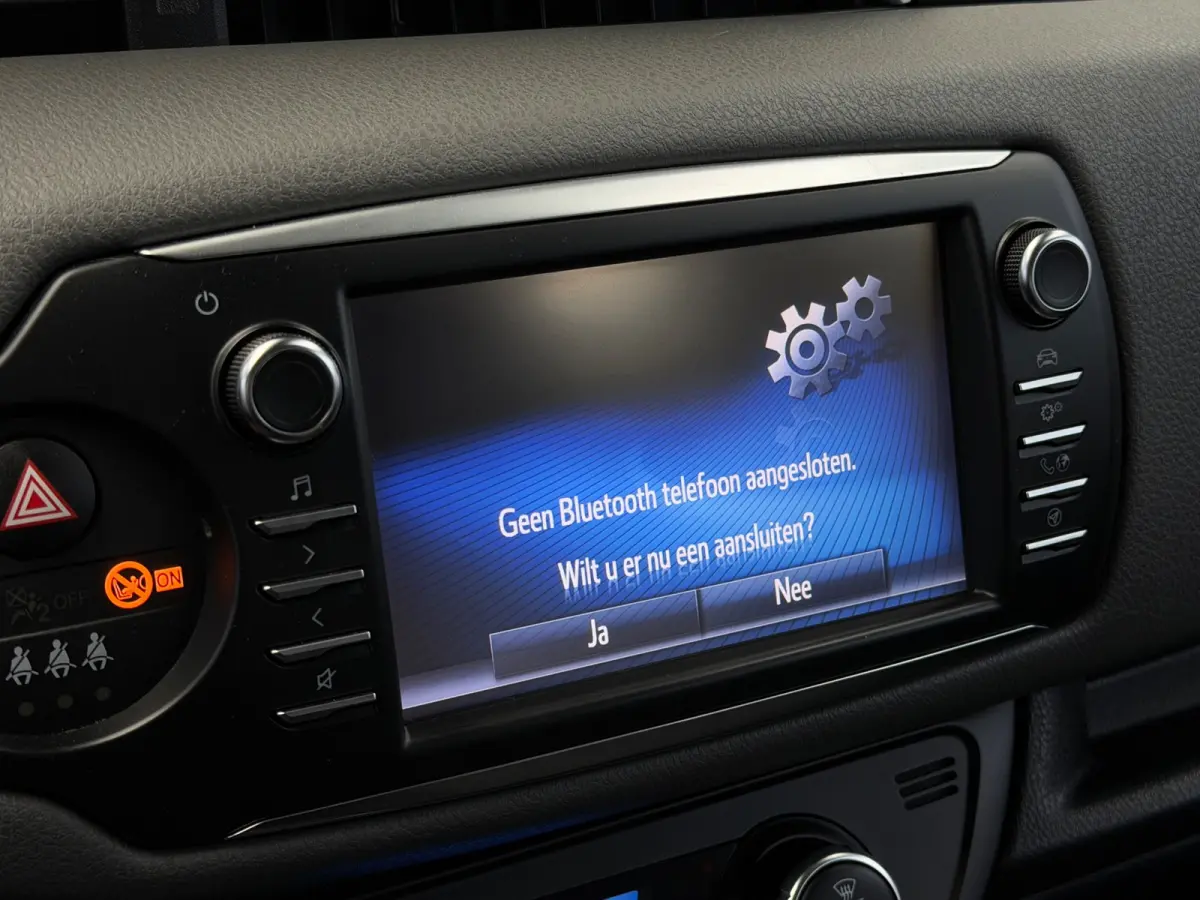 1.5 Hybrid Bi-Tone Bluetooth