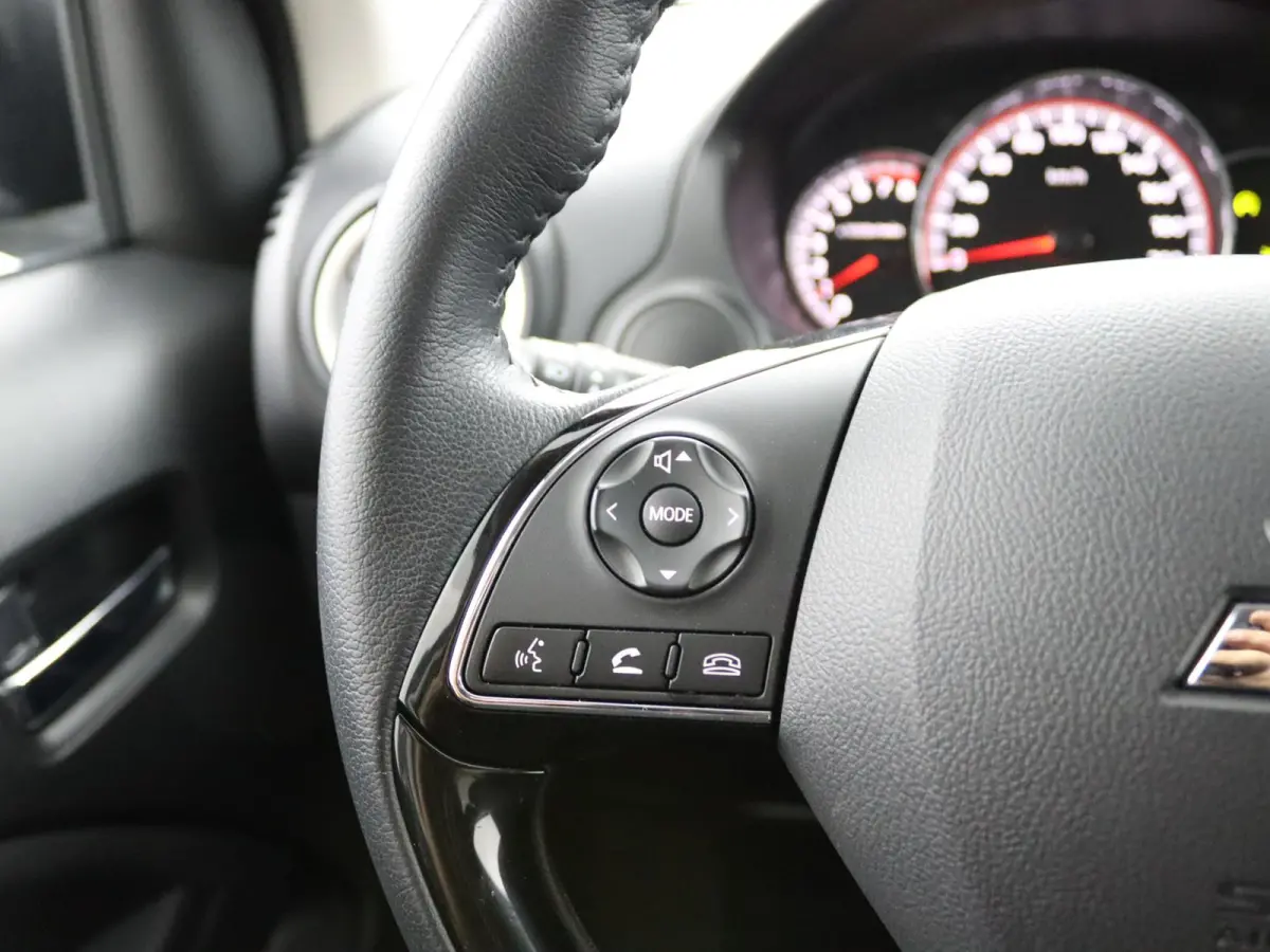 1.2 Active | AUTOMAAT | | Airco |  Apple Carplay/Android Auto | Cruise Control |