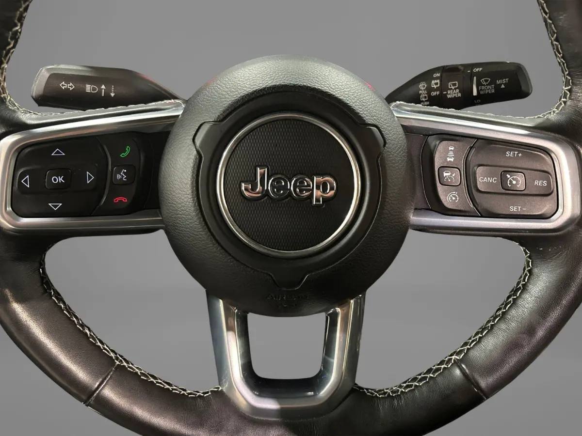 4xe 380 80th Anniversary | Front offroad camera | Navigatie | Leder | Trekhaak | Stoel & Stuurverwarming |