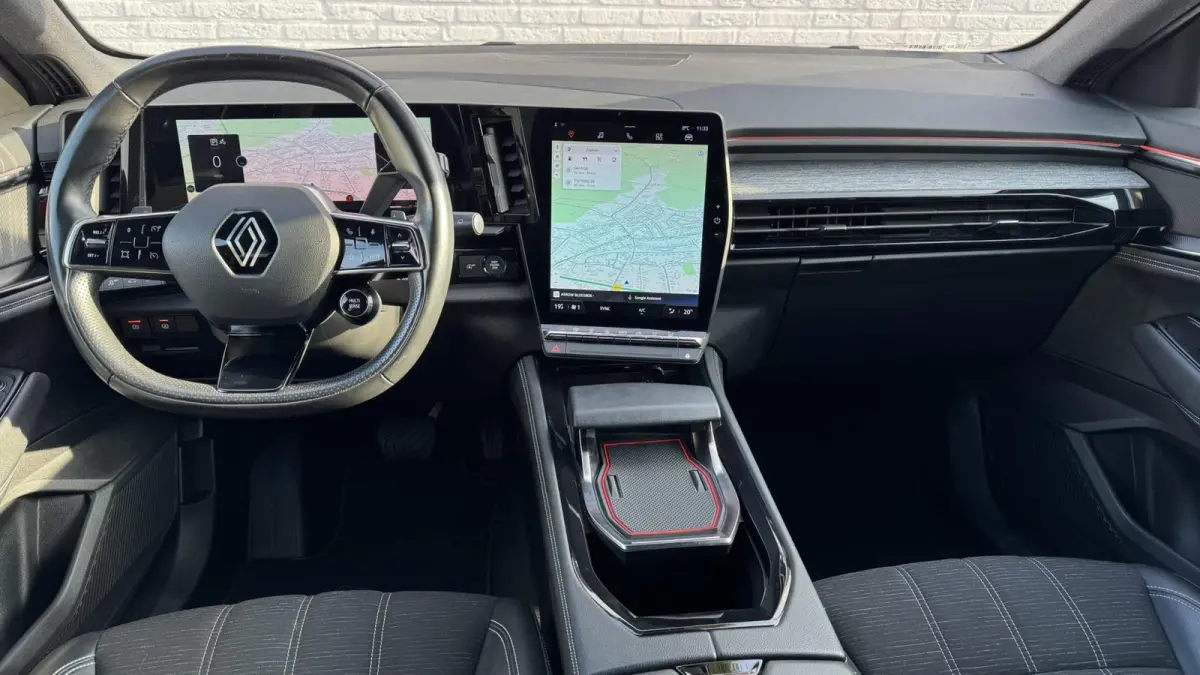 1.3 mild hybrid Automaat Climate control Cruise control Navi Apple Android DAB Achteruitrijcamera