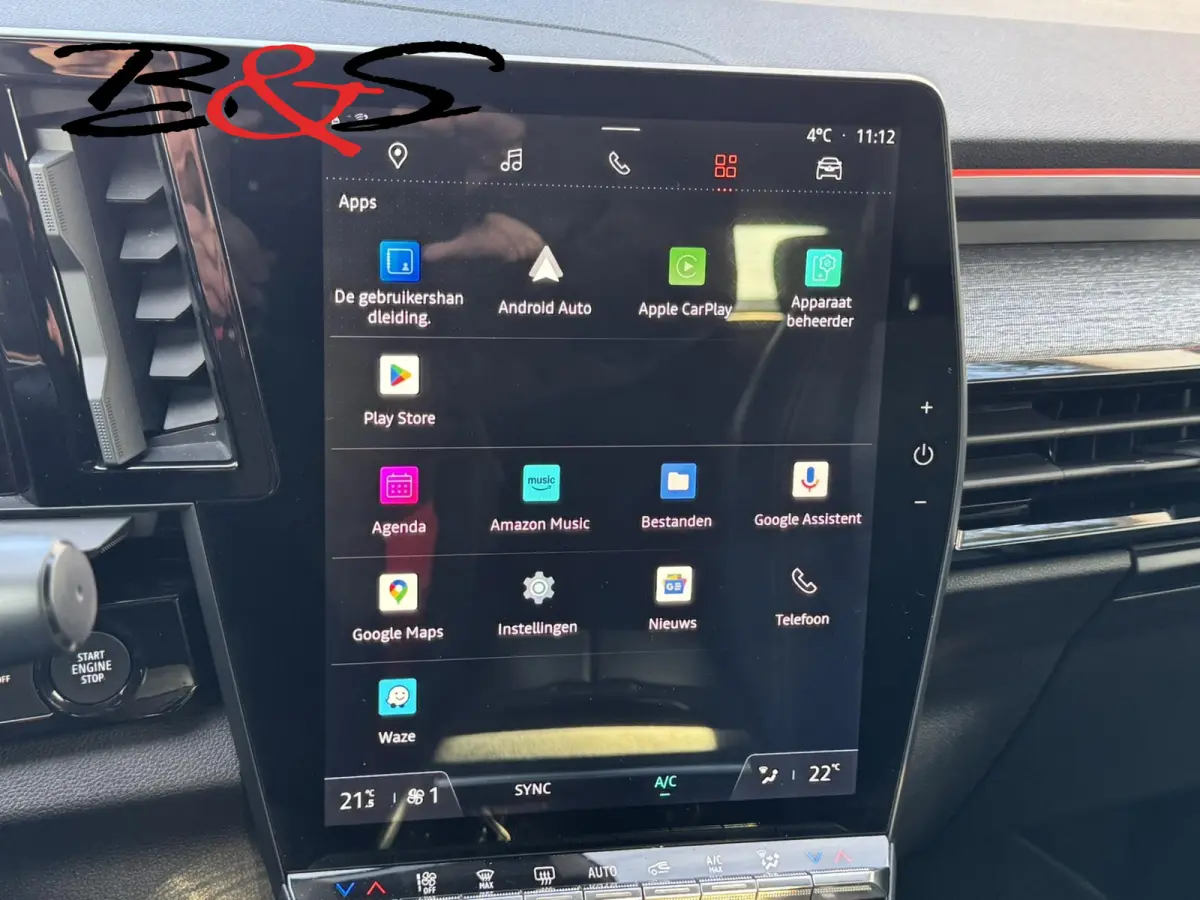 1.3 mild hybrid Automaat Climate control Cruise control Navi Apple Android DAB Achteruitrijcamera
