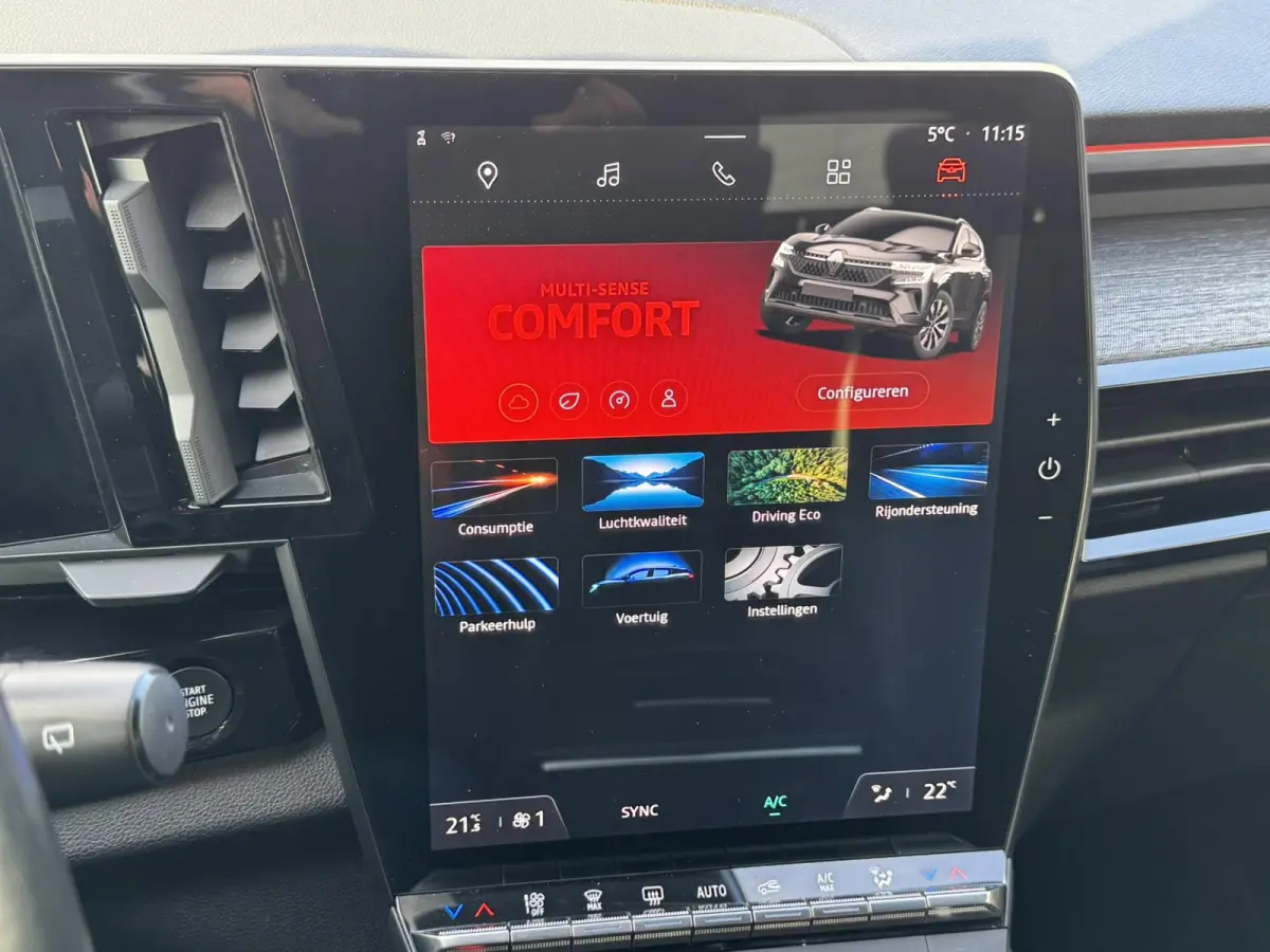 1.3 mild hybrid Automaat Climate control Cruise control Navi Apple Android DAB Achteruitrijcamera