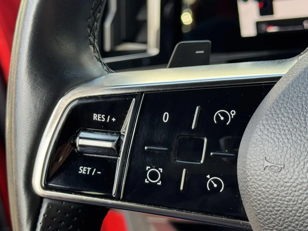1.3 mild hybrid Automaat Climate control Cruise control Navi Apple Android DAB Achteruitrijcamera