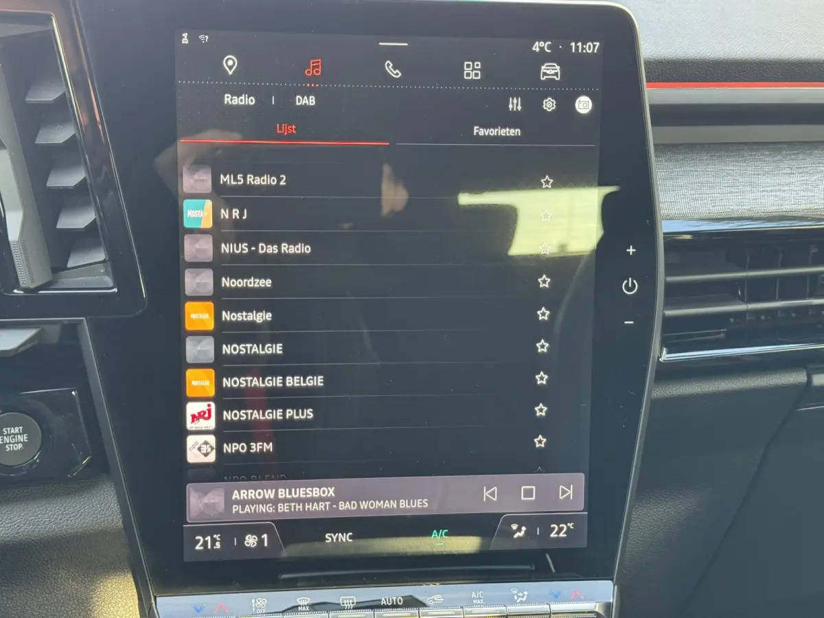 1.3 mild hybrid Automaat Climate control Cruise control Navi Apple Android DAB Achteruitrijcamera