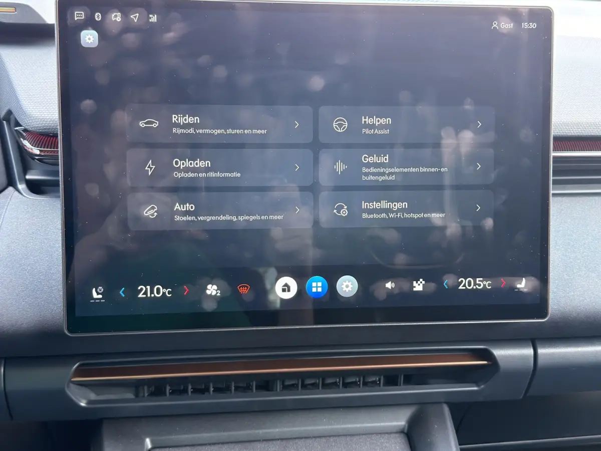 1.5 More | Achterbank verwarmd | Airco separaat achter | Apple Carplay/Android Auto|telefoonintegratie premium