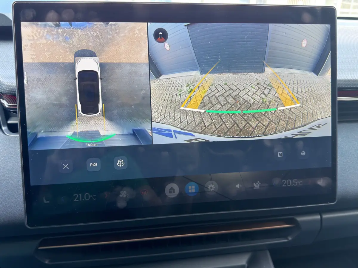 1.5 More | Achterbank verwarmd | Airco separaat achter | Apple Carplay/Android Auto|telefoonintegratie premium