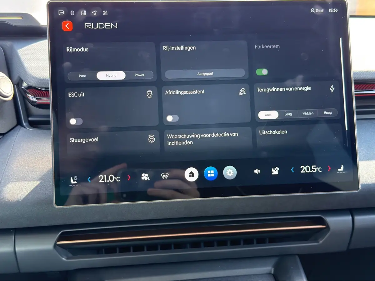 1.5 More | Achterbank verwarmd | Airco separaat achter | Apple Carplay/Android Auto|telefoonintegratie premium