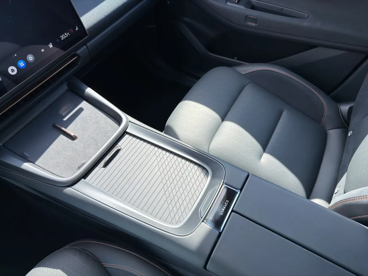 1.5 More | Achterbank verwarmd | Airco separaat achter | Apple Carplay/Android Auto|telefoonintegratie premium