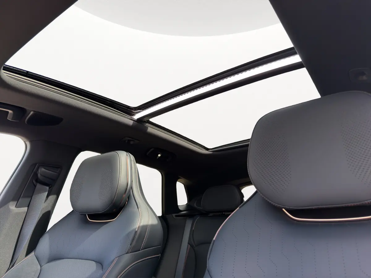 1.5 More | Achterbank verwarmd | Airco separaat achter | Apple Carplay/Android Auto|telefoonintegratie premium