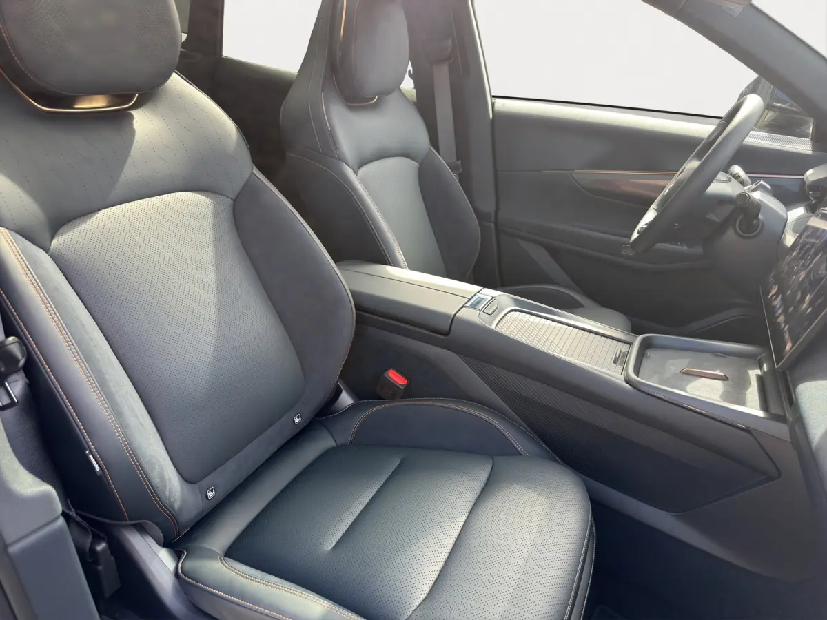 1.5 More | Achterbank verwarmd | Airco separaat achter | Apple Carplay/Android Auto|telefoonintegratie premium
