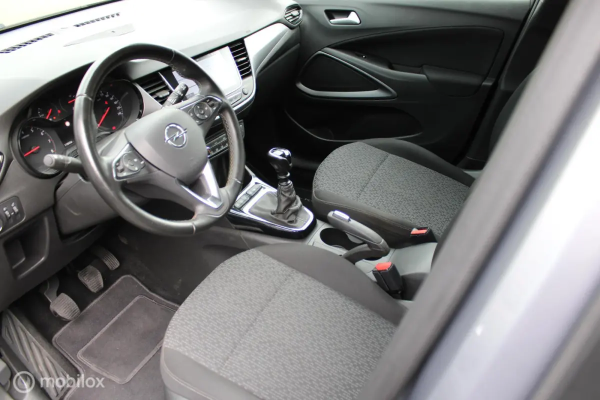 1.2 Turbo 110 PK Edition, Nieuw Model, Cruise, Navi, Camera, App connect, Pdc voor + achter, Clima, Full led, Distributieriem vervangen bij 93000 KM