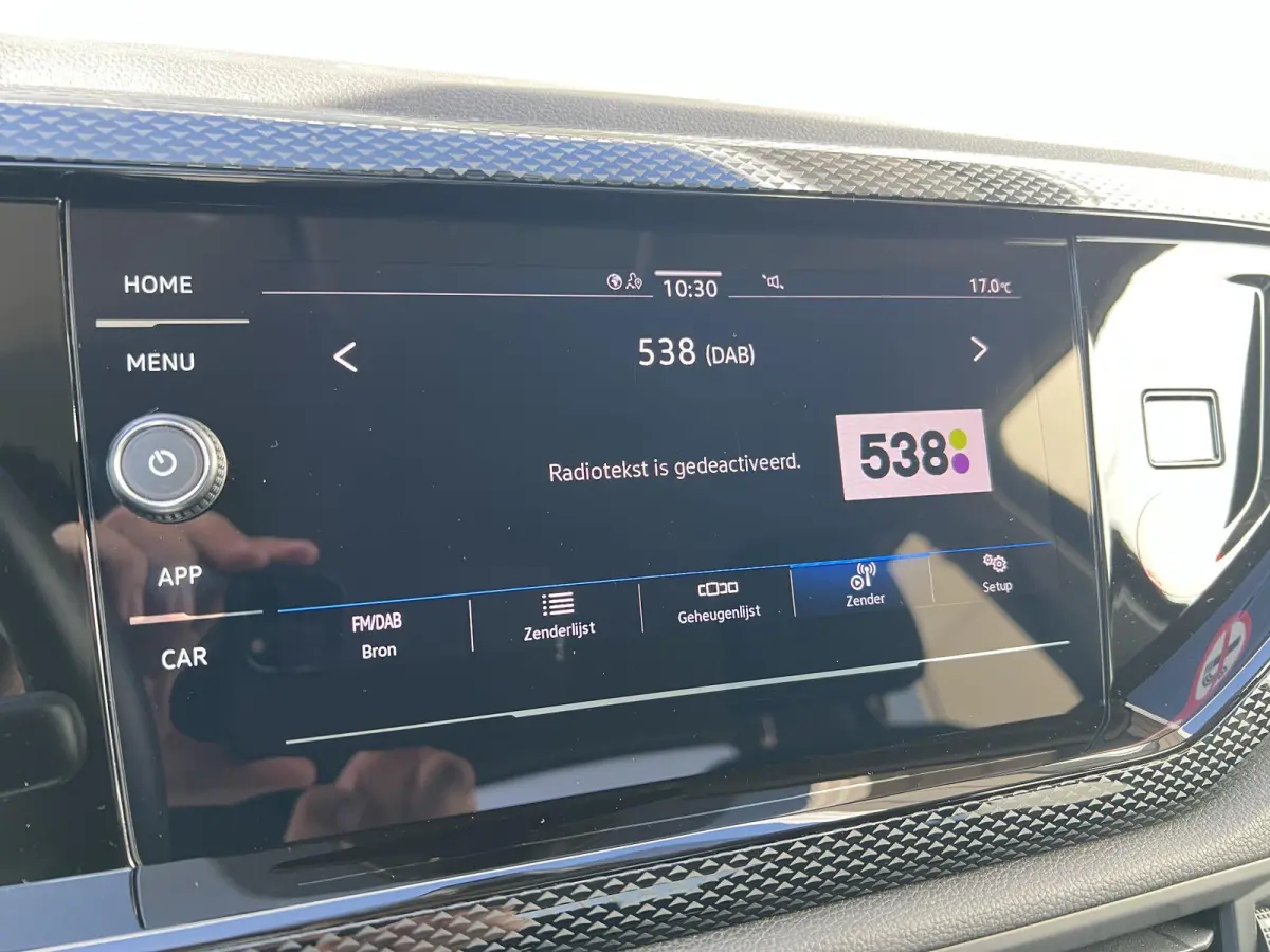 1.0 TSI Life Edition | 15 inch velgen | Achteruitrijcamera | Apple carplay / Android auto |