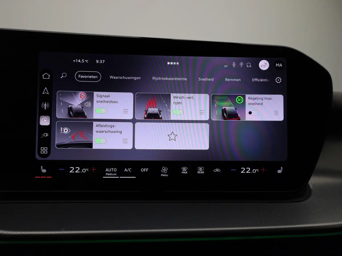 1.5 e-hybrid S edition l Demo l Adaptive cruise control l Achteruitrijcamera l Navigatie l Verwarmbare voorstoelen l Dodehoekdetectie l Matrix LED koplampen l Comfortsleutel l Alarm Klasse I