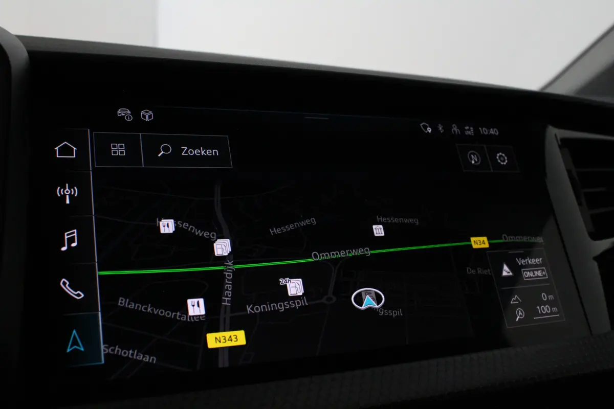 30 TFSI Pro Line Automaat/116pk/Navigatie/Mythos Black Metallic/Parkeersensoren/16 inch velgen