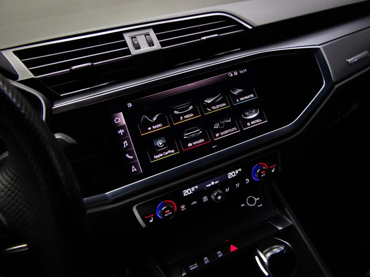 35 TFSI S-Line Edition Competition (APPLE CARPLAY/ANDROID AUTO, STOELVERWARMING, LED-MATRIX, NAVIGATIESYSTEEM)