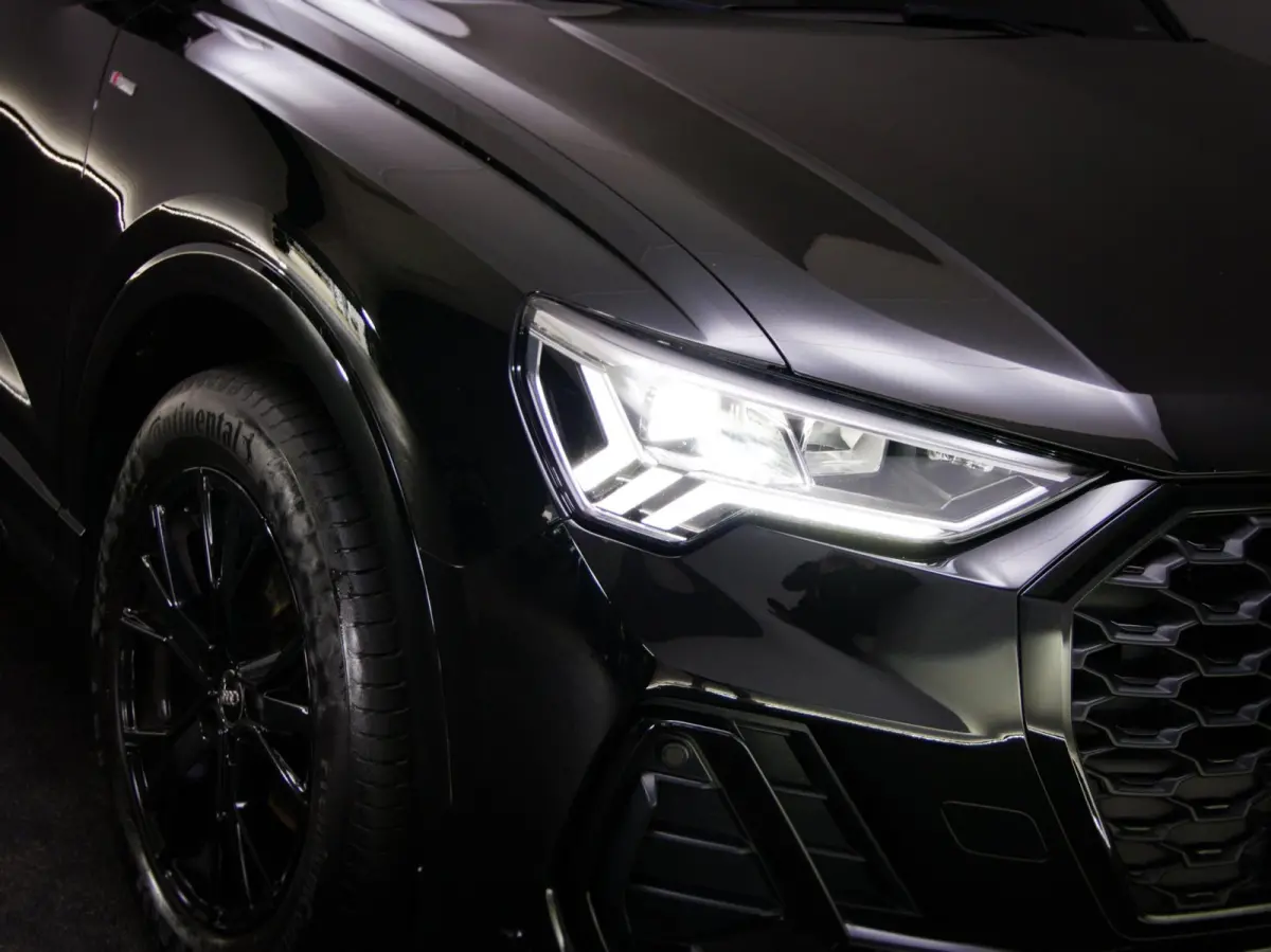 35 TFSI S-Line Edition Competition (APPLE CARPLAY/ANDROID AUTO, STOELVERWARMING, LED-MATRIX, NAVIGATIESYSTEEM)