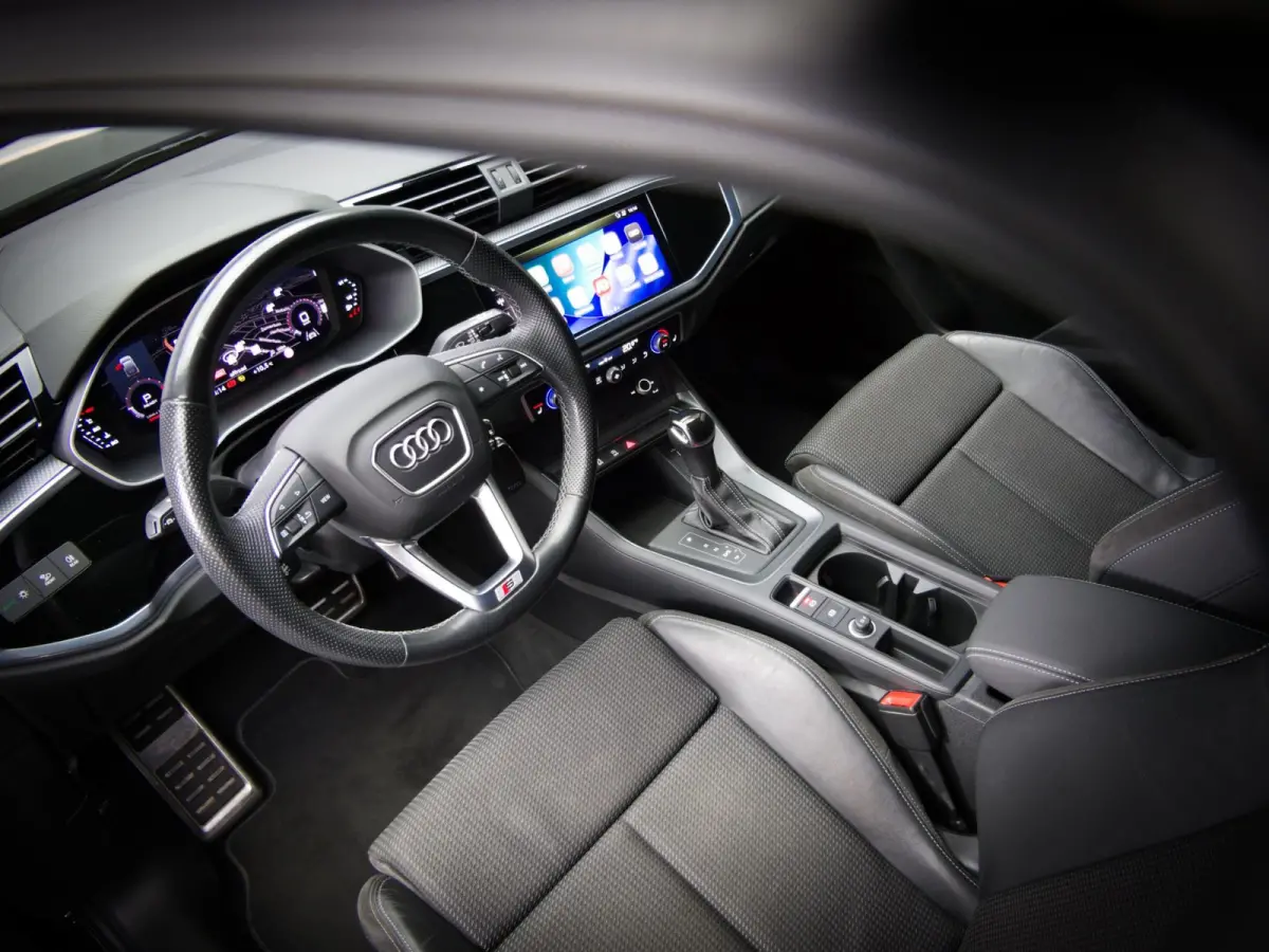 35 TFSI S-Line Edition Competition (APPLE CARPLAY/ANDROID AUTO, STOELVERWARMING, LED-MATRIX, NAVIGATIESYSTEEM)