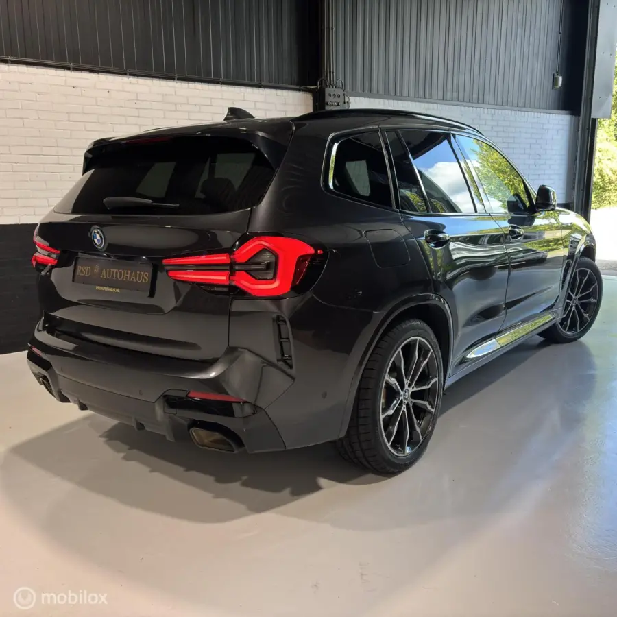 xDrive30e M-Pakket Pano,Leder,Keyless,Camera,20 inch